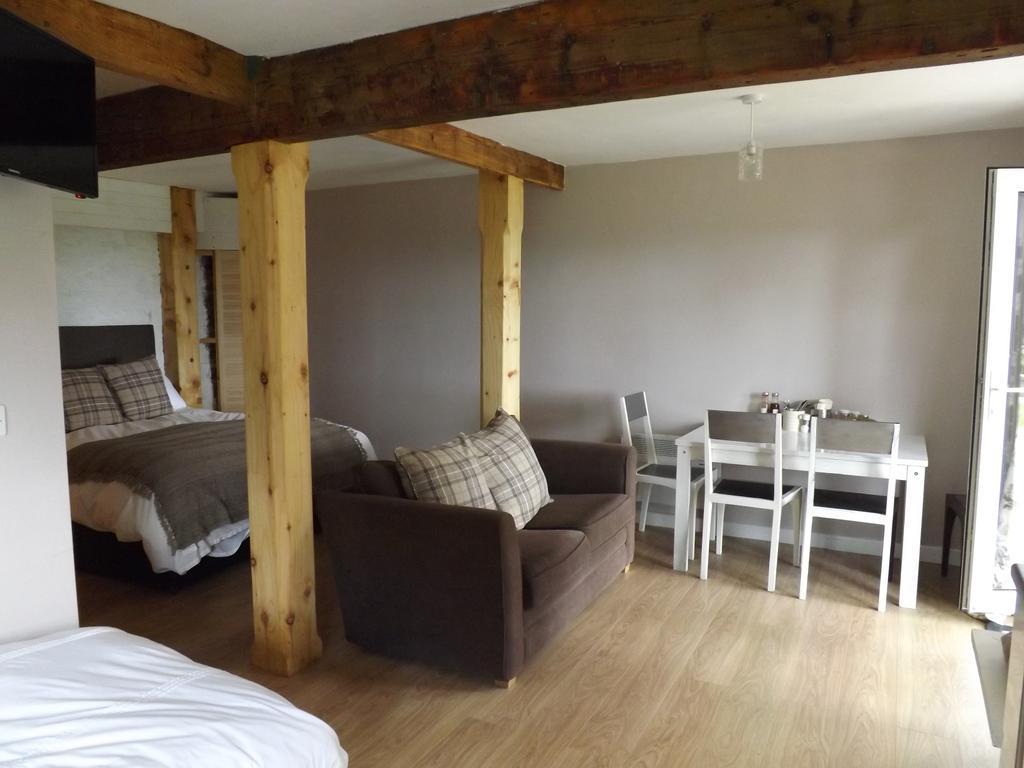 The Swallows Guest House Нью-Ки Экстерьер фото